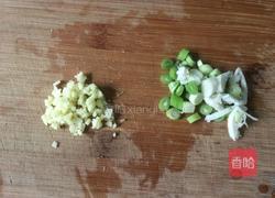 榄菜肉末炒豆角的做法图解3