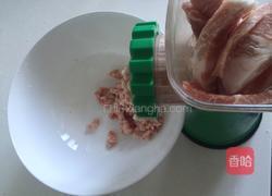猪肉韭菜馅儿的做法图解2