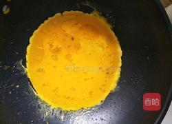 素三馅（韭菜粉丝鸡蛋）大包子的做法图解7