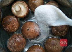 香菇酿肉末的做法图解2