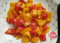 彩椒藕丁的做法图解3