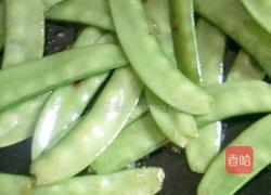 鱿鱼须炒荷兰豆的做法图解11