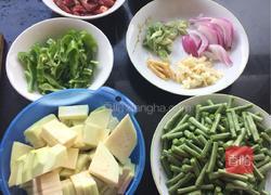 丁丁炒面的做法图解1