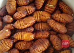 开边蚕蛹的做法图解1