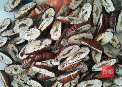 开边蚕蛹的做法图解2