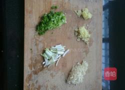 芝麻鱼片的做法图解3