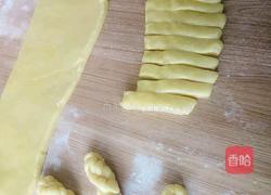 香酥小麻花的做法图解2