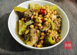 高压锅焖苦瓜黄豆排骨煲的做法图解3