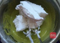 菠菜戚风蛋糕的做法图解10