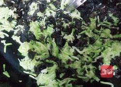 西葫芦鸡蛋包子馅的做法图解12