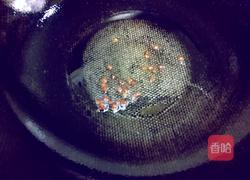 双椒炒肉皮的做法图解3