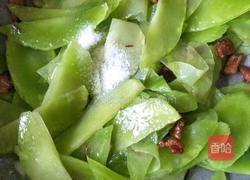 油渣青笋片的做法图解9