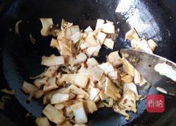 酸菜毛笋片的做法图解3
