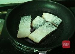 老屋私房菜黑椒三文鱼的做法图解2