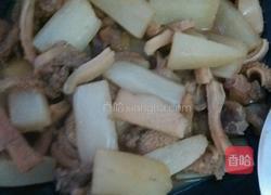 白萝卜焖牛筋肚的做法图解6