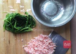 菠菜虾仁筒骨粥的做法图解1