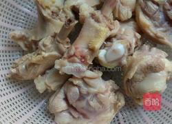 红烧鸭翅根的做法图解1