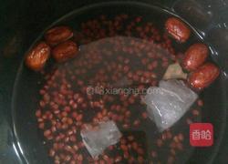 红豆黑米粥的做法图解4