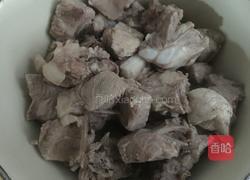 冬瓜玉米排骨汤的做法图解3