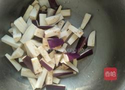 肉末茄子的做法图解1