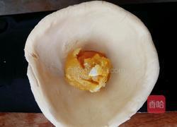 （蛋挞皮版）蛋黄酥的做法图解3