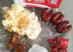 牛奶桃胶的做法图解1