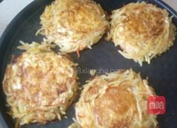 鸟巢土豆饼的做法图解6