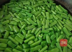 豆角炒肉丝的做法图解7