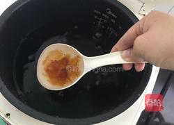 桃胶牛奶西米露的做法图解5