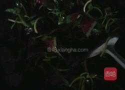 苋菜炒皮蛋的做法图解4