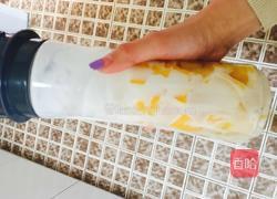 夏日新鲜水果汁的做法图解3