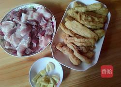 油豆腐煲瘦肉的做法图解1