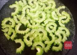 凉拌苦瓜的做法图解5