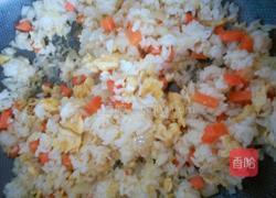 鸡蛋炒饭的做法图解9