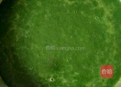 斑鸠叶豆腐的做法图解3