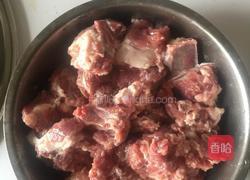 秘制蒜香排骨的做法图解2