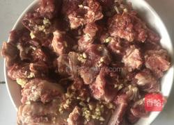 秘制蒜香排骨的做法图解3