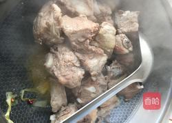 枸杞大枣烧排骨的做法图解5