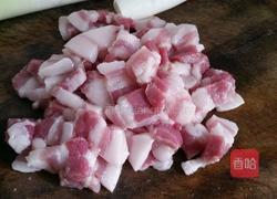 胡萝卜莲藕猪肉饺子的做法图解2