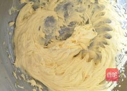 黄金椰丝球的做法图解5