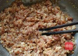 萝卜牛肉饺子馅的做法图解3