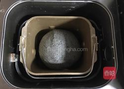 奶香黑芝麻大馒头的做法图解3