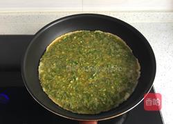 香椿鸡蛋饼的做法图解7
