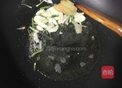 鲫鱼炖豆腐的做法图解4