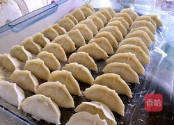 猪肉虾米白菜饺子的做法图解9