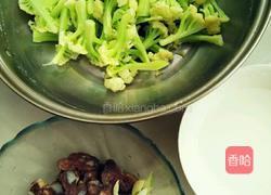 香肠炒菜花的做法图解4