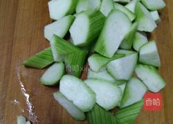 丝瓜炒鸡蛋的做法图解1