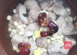 花生莲藕排骨汤的做法图解3