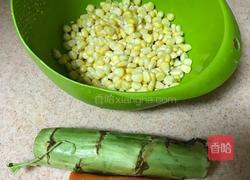 彩宝玉米的做法图解1