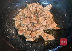 韭花炒猪肝的做法图解5